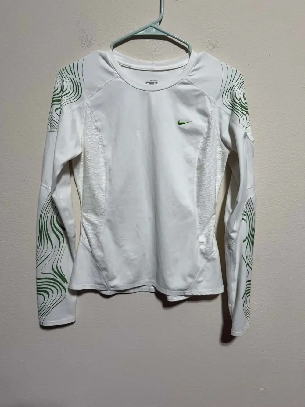 Nike Women's Dri-FIT Long Sleeve Performance Athletic Shirt
